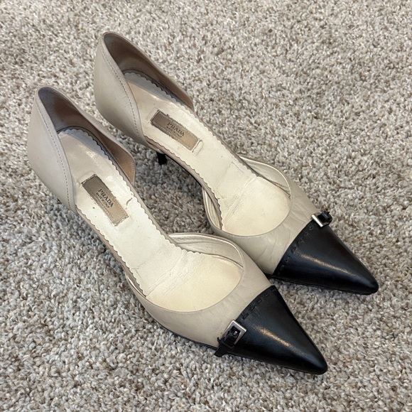 Prada kitten heel vintage - Picture 1 of 9